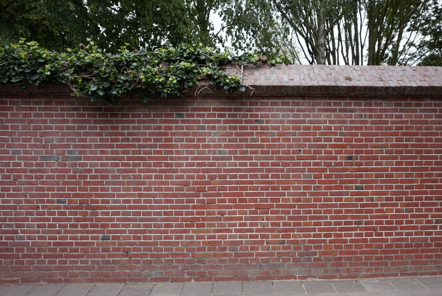 vernieuwde stadsmuur